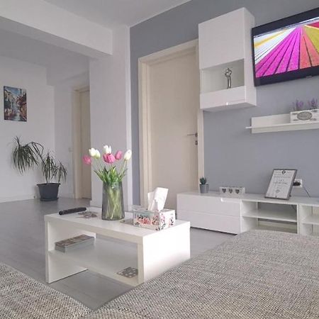Stefania Sweet Apartament Oradea Exterior foto