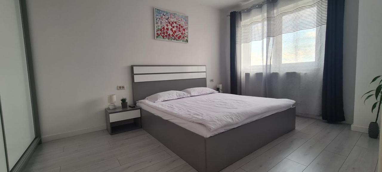 Stefania Sweet Apartament Oradea Exterior foto